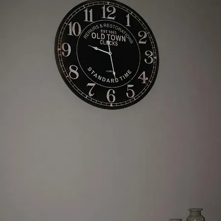 Maison Legato * نيوبورت